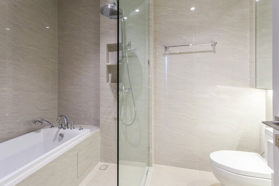 picture Muniq Langsuan【𝐒𝐄𝐋𝐋 & 𝐑𝐄𝐍𝐓】🔥Fully furnished condo with a modern design and warm tones🔥  Contact Line ID: @hacondo - 9/10