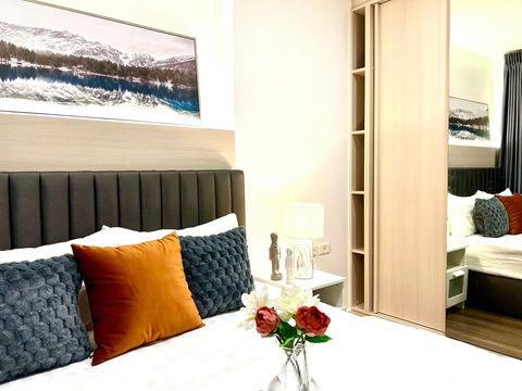 เช่าคอนโด The Base Sukhumvit 77/เดอะ เบส สุขุมวิท 77 (E6809004) ID Line : @condo101