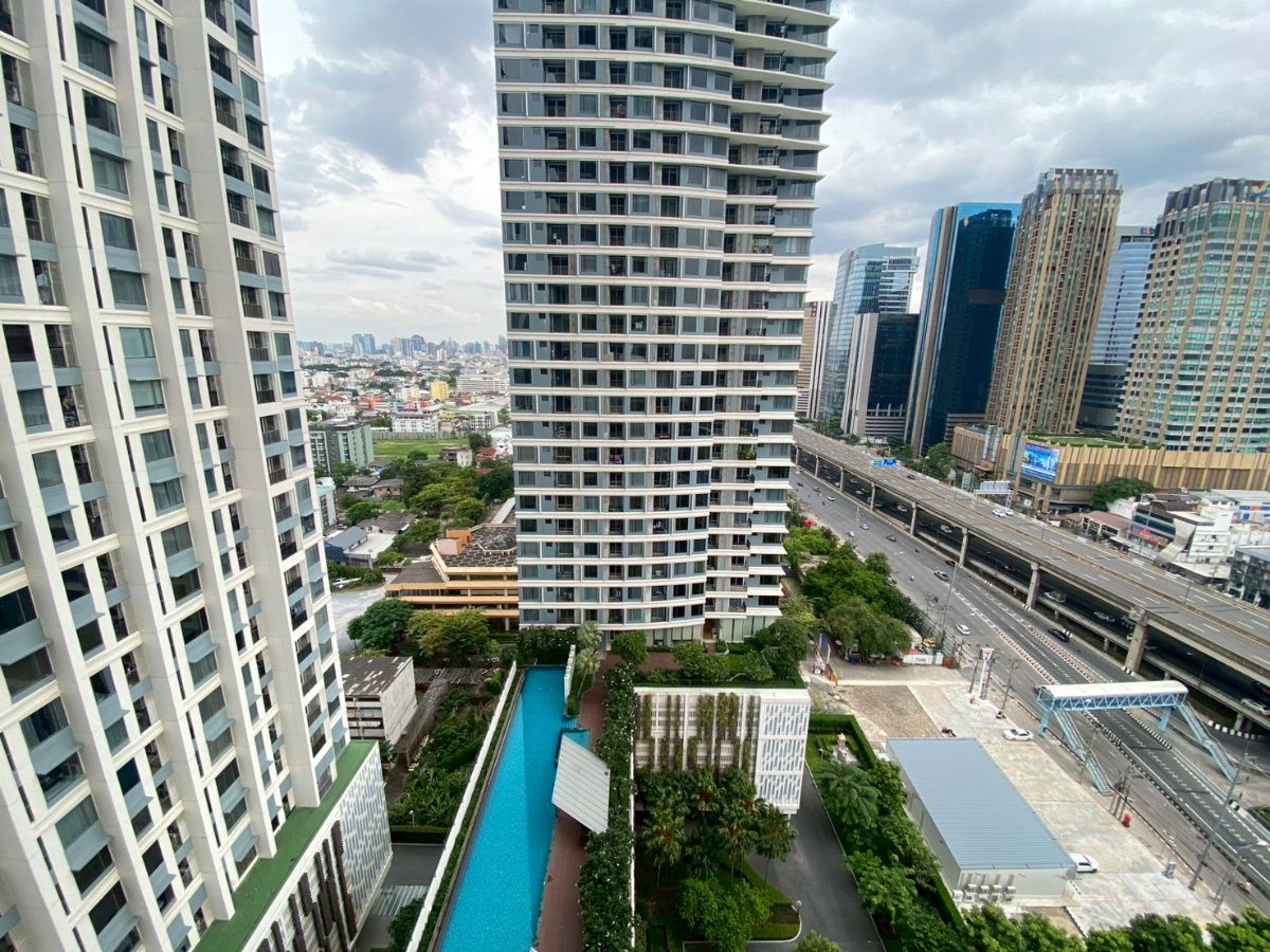 รูป คอนโดหรูใจกลางห้าแยกลาดพร้าว โครงการเดอะเซนต์ เรสซิเดนเซส (The Saint Residences) โครงการติด ม. เซนต์จอนห์ ริมถนนวิภาดีรังสิต ใกล้ห้าแยกลาดพร้าว  - รูปที่ 8/19