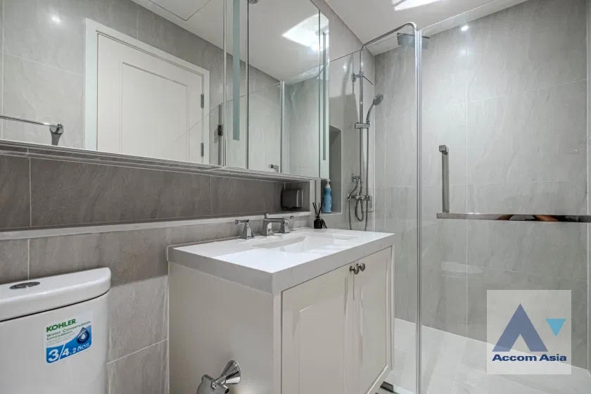 picture 🔼🔽 AccomA 📩 Luxury corner unit with panoramic views at Altitude Symphony (AA35227) - 17/20