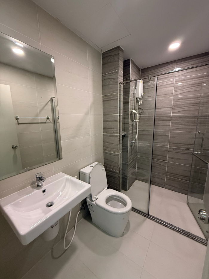 รูป 📣Supalai Loft Prajadhipok-WongwianYai 2ห้องนอน เฟอร์นิเจอร์ครบพร้อมเครื่องใช้ไฟฟ้า 18,000บาทต่อเดือน‼️ - รูปที่ 4/16