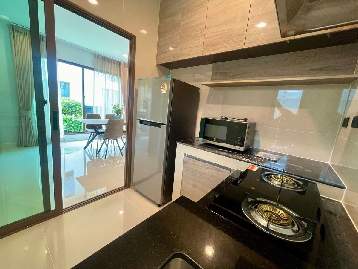 picture RL-150 House for Rent BURASIRI KRUNGTHEPKREETHA Single House Size 70.9 sq.w. Beautiful, luxurious built-in decorations, move-in ready @rdsluxury - 6/16