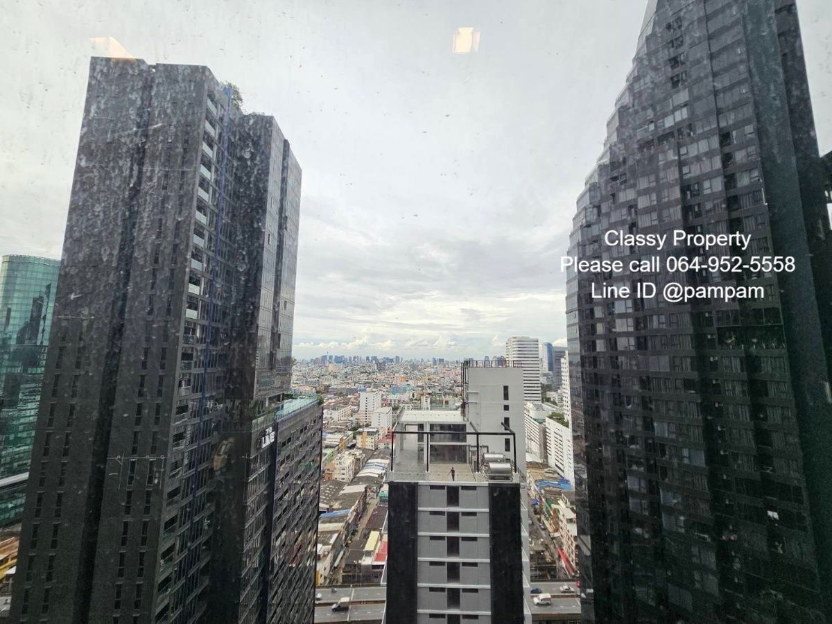 picture *** Condo for rent : Life Asoke-Rama 9  Studio High floor Fully furnished Separate kitchen near MRT Rama9 Special 15,000 Baht only!!! *** - 11/11