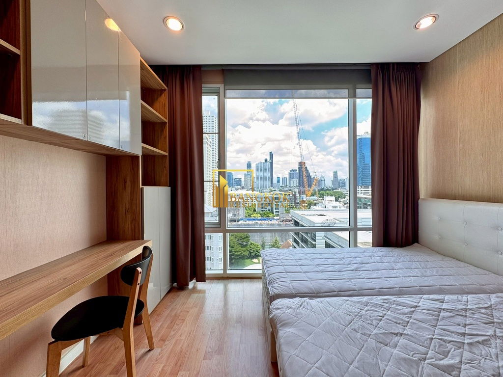 รูป Fullerton | Renovated 2 Bed Luxury Condo For Rent in Ekkamai - BR19639CD - รูปที่ 21/35