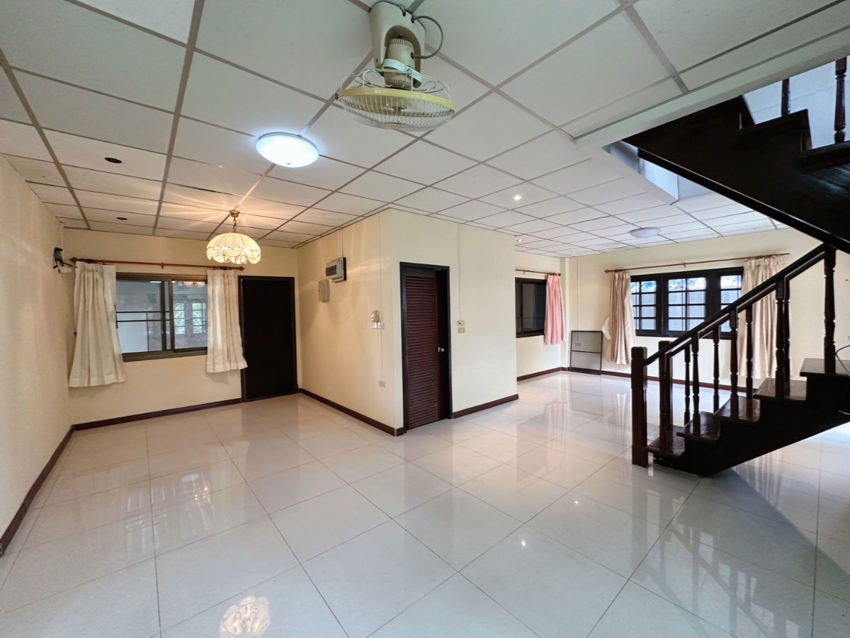 รูป ขายบ้านเดี่ยว ซอยเวิร์คพอยท์ (ซอยย่อย.แจ่มสุข) ถนนเลียบคลองเปรมประชากร ใกล้บริษัทเวิร์คพอยท์#LB122 – 001087 - รูปที่ 2/22
