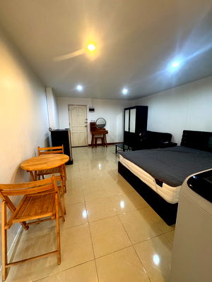 เช่าคอนโด จตุจักร : Family Town Condo 5700ต่อเดือน