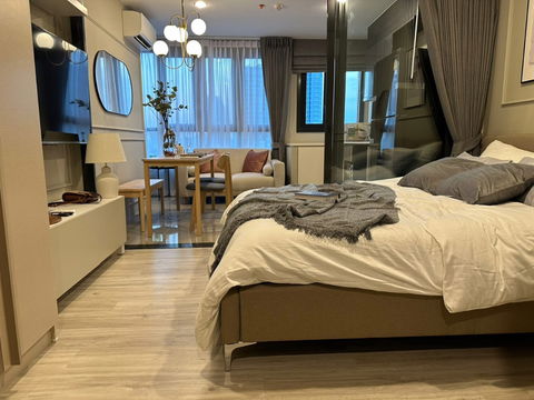 🟪🟦🟩🟨🟧 For rent, XT Huai Khwang ☑️Next to MRT Huai Khwang 75 meters🛎️🛎️ | 𝗟𝗶𝗻𝗲@: @𝗮𝘀𝘀𝗲𝘁𝘀𝗽𝗿𝗼