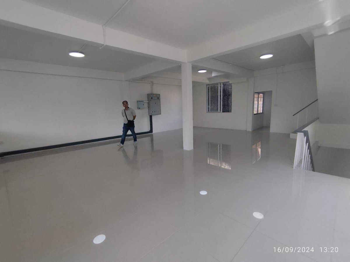 picture 4-Storey Commercial Building, 2 Units in Bang Sue, Bangkok - 6/44