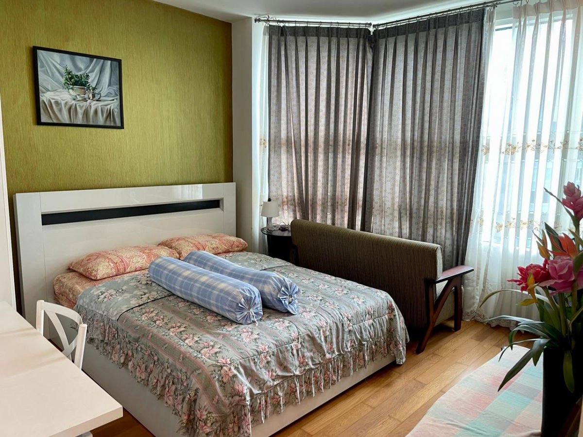 picture Watermark Chaophraya River【𝐒𝐄𝐋𝐋】🔥A vintage-style 3-bedroom unit that feels like a grand home🔥  Contact Line ID: @hacondo - 1/10