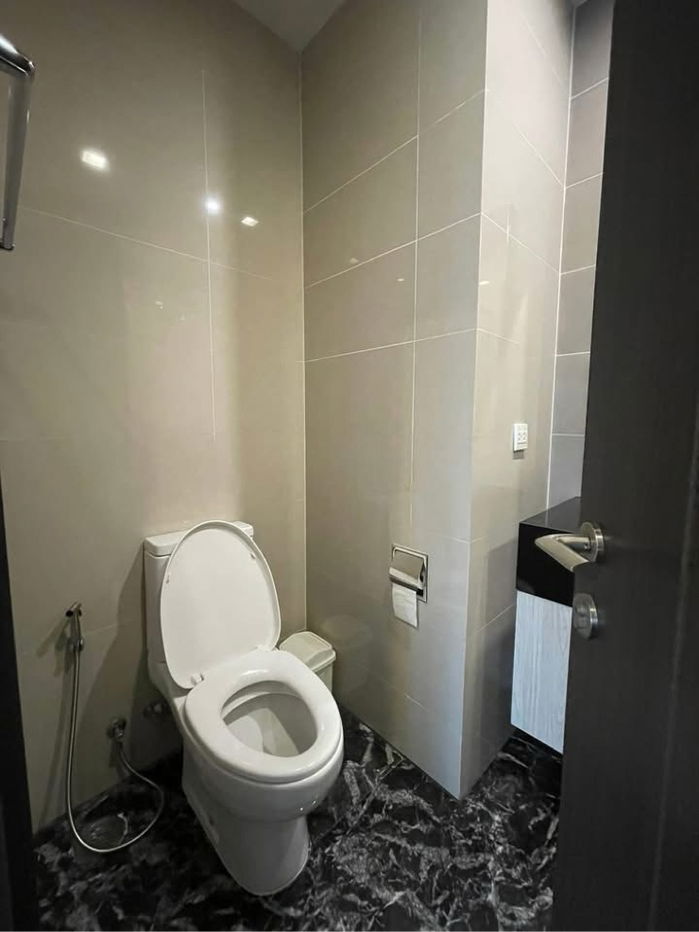 picture For rent✨ Edge Sukhumvit 23 🔥 Line ID @034etfin 📲 1 bedroom 1 bathroom ✨ BTS Asoke and MRT Sukhumvit 300 metres 💚💙  - 8/9