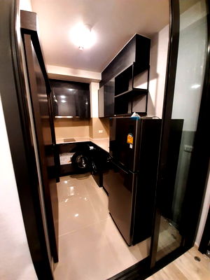 เช่าคอนโด MRT ห้วยขวาง : เช่าคอนโด XT Huaikhwang/เอ็กซ์ที ห้วยขวาง (B6809013) ID Line : @condo88
