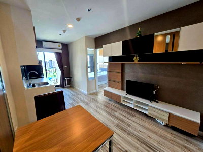 ขายคอนโด : ขายคอนโดพลัส ศรีราชา ราคาดี ชั้นสูง วิวสวย ทำเลดี ใกล้แหล่งชุมชน 