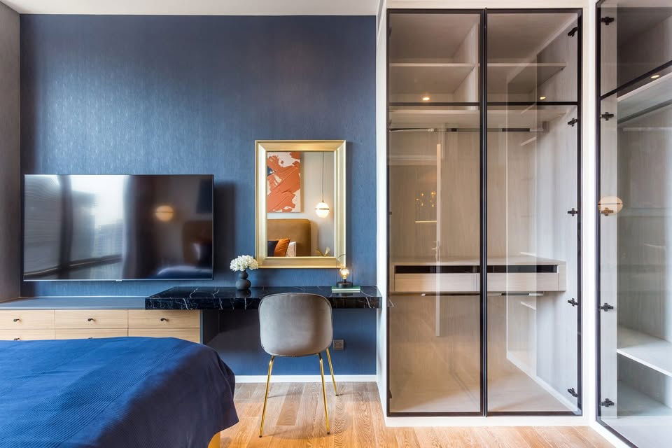 picture Muniq Langsuan【𝐒𝐄𝐋𝐋 & 𝐑𝐄𝐍𝐓】🔥Fully furnished condo with a modern design and warm tones🔥  Contact Line ID: @hacondo - 3/10