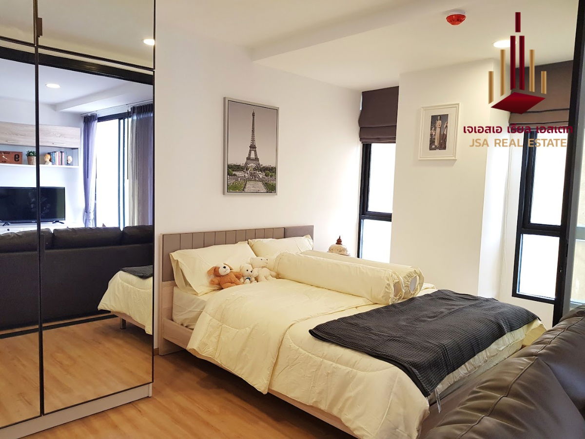 picture ✨ For Sale: Notting Hill The Exclusive Charoen Krung Condo ✨  💰 Only 3,300,000 THB - 2/4
