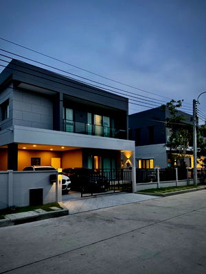Houses for rent : RL-152 For Rent: Single House at Centro Bangna, Ready to Move In, Near Mega Bangna 🟥@rdsluxury