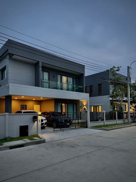 RL-152 ให้เช่า บ้านเดี่ยว เซนโทร บางนา ( Centro Bangna ) พร้อมอยู่ ใกล้ Mega Bangna 🟥@rdsluxury