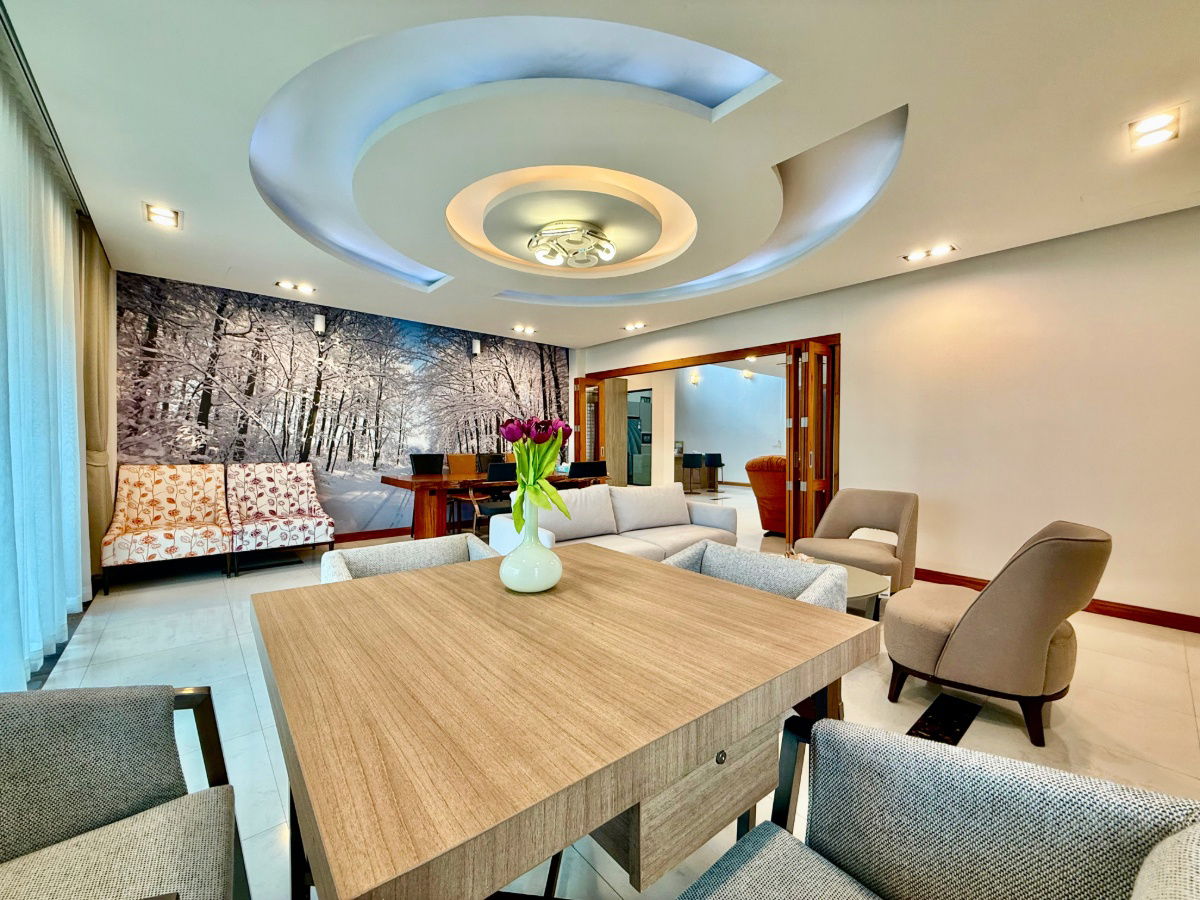 picture 3-storey detached house for sale with 296 sq wa of land  Sukhumvit 101, Bangkok, near BTS Punnawithi - 9/92