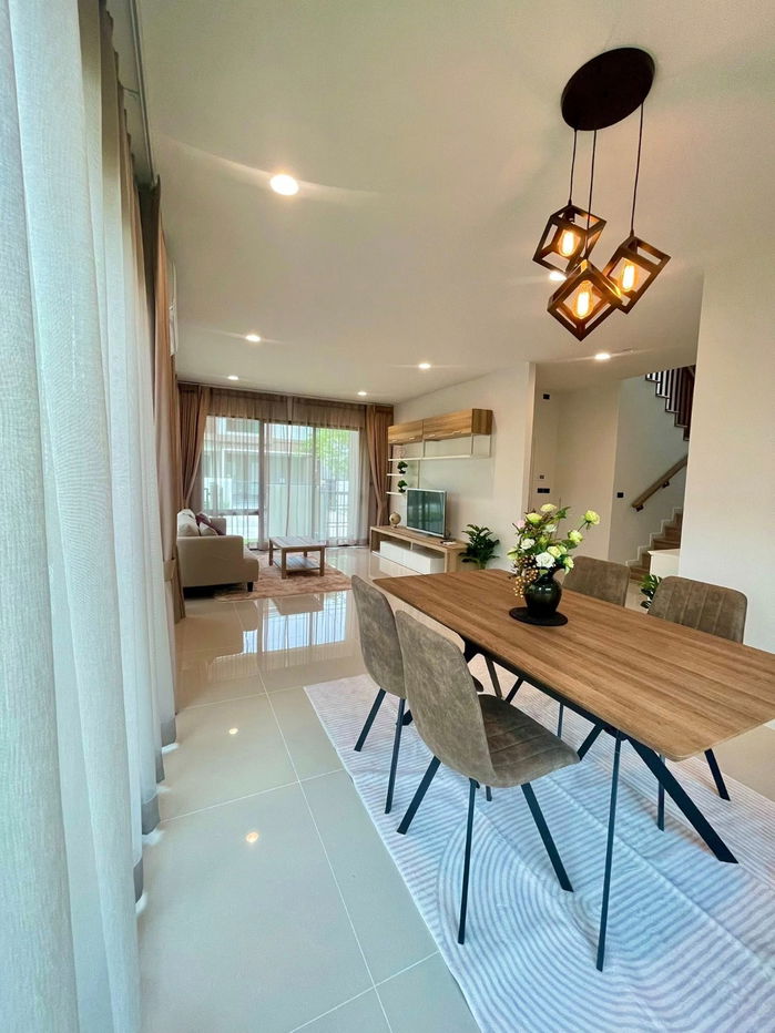 picture RL-150 House for Rent BURASIRI KRUNGTHEPKREETHA Single House Size 70.9 sq.w. Beautiful, luxurious built-in decorations, move-in ready @rdsluxury - 5/16