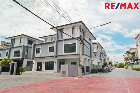 บ้านเดี่ยว เพชรเกษม The Shelter Phetkasem-Omyai บ้านใหม่