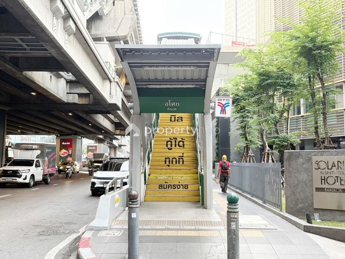 Lake Avenue Sukhumvit 16