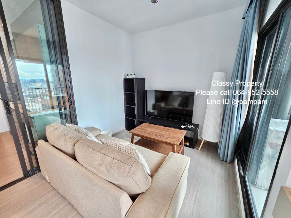 picture *** Condo for rent : Life Asoke-Rama 9  Studio High floor Fully furnished Separate kitchen near MRT Rama9 Special 15,000 Baht only!!! *** - 2/11