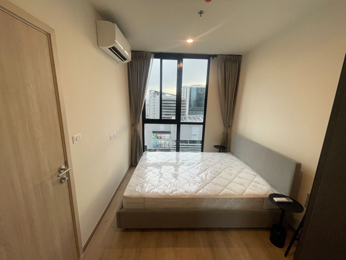 รูป 🔥ด่วน ให้เช่า Nue District R9 ห้องใหม่ มือ1 พร้อมเข้าอยู่! วิวไม่บล็อก เฟอร์จัดเต็ม เครื่องใช้ไฟฟ้าครบ ทำเลดี ใกล้ MRT พระราม9✨[เจ้าของโพสต์]  - รูปที่ 8/19