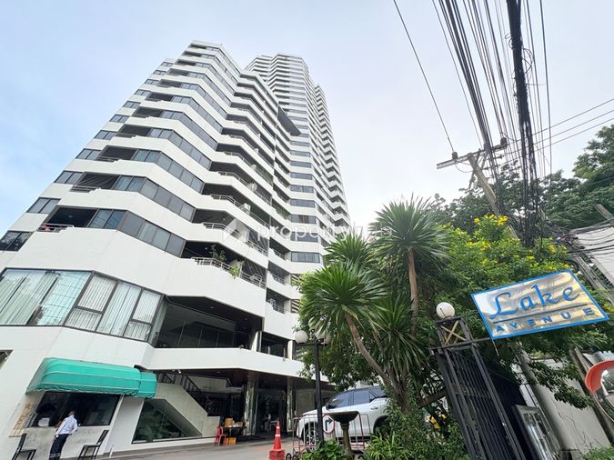 Lake Avenue Sukhumvit 16