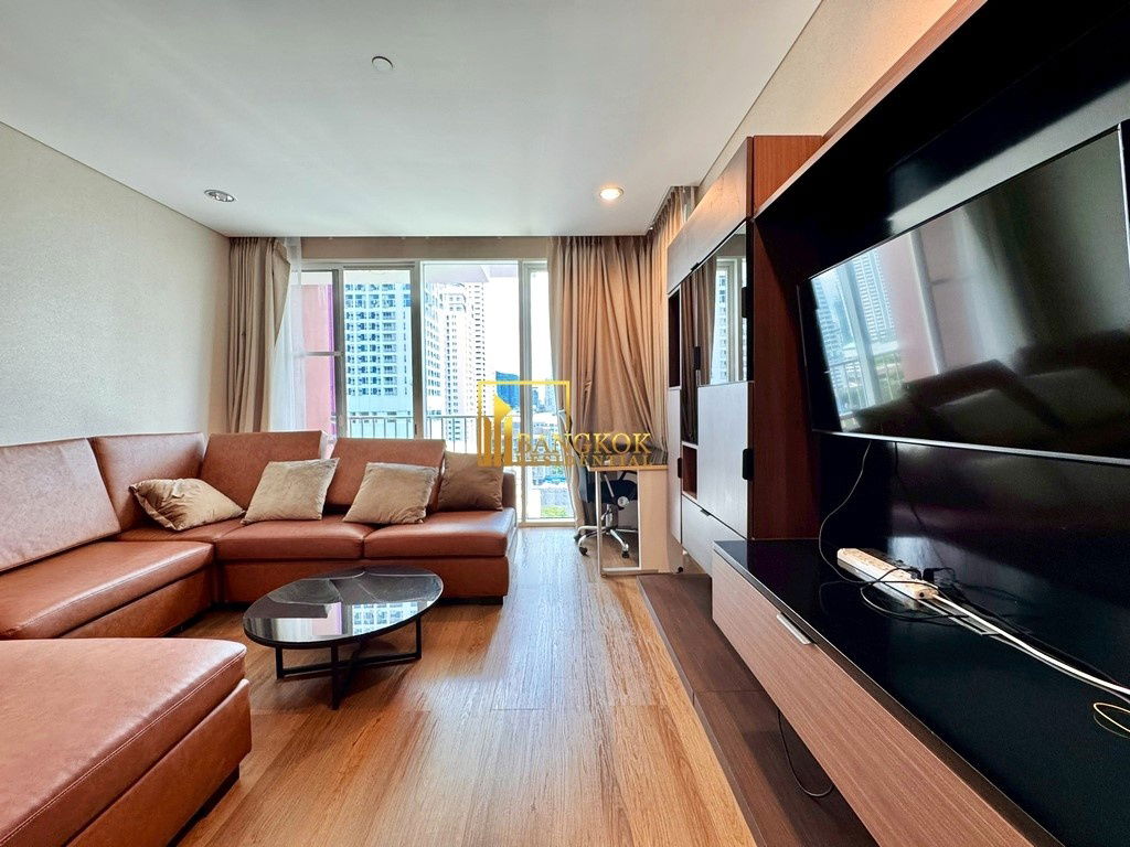 รูป Fullerton | Renovated 2 Bed Luxury Condo For Rent in Ekkamai - BR19639CD - รูปที่ 1/35