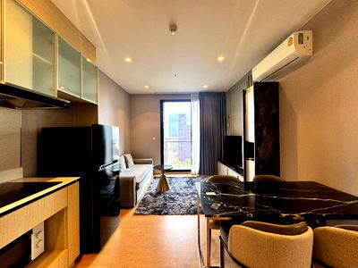 Condos for rent : URGENT !! FOR RENT MARU EKKAMAI 2 BEDROOM GOOD DECORATE !! PET FRIENDLY