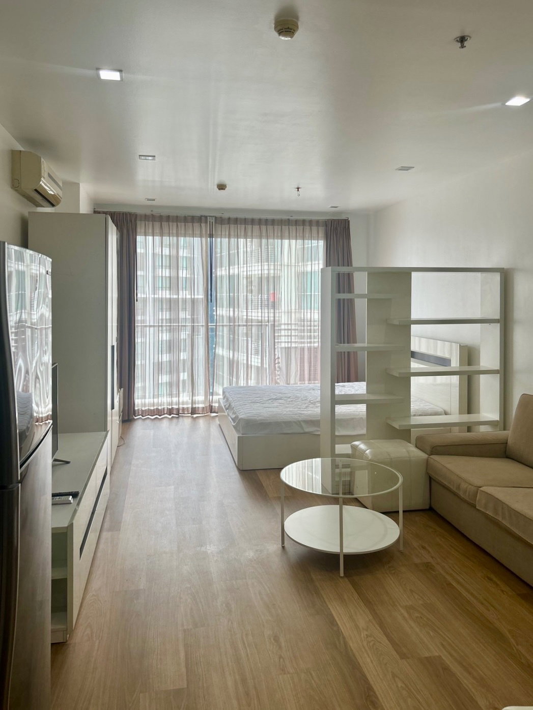 🆙👉 Condo for rent Sky Walk Residences 🔥🔥 good price, beautiful room, fully furnished 🚆 near BTS Phra Khanong ✅40sq.m. ✨LINE : tng.first
