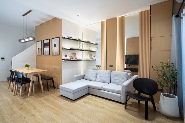 picture FOR RENT TOWNHOUSE RATCHADAPISEK 18 / 3 bedrooms 2 bathrooms / 19 Sqw. 140 Sqm. **55,000** CLOSE TO MRT HUAI KWANG - 2/14