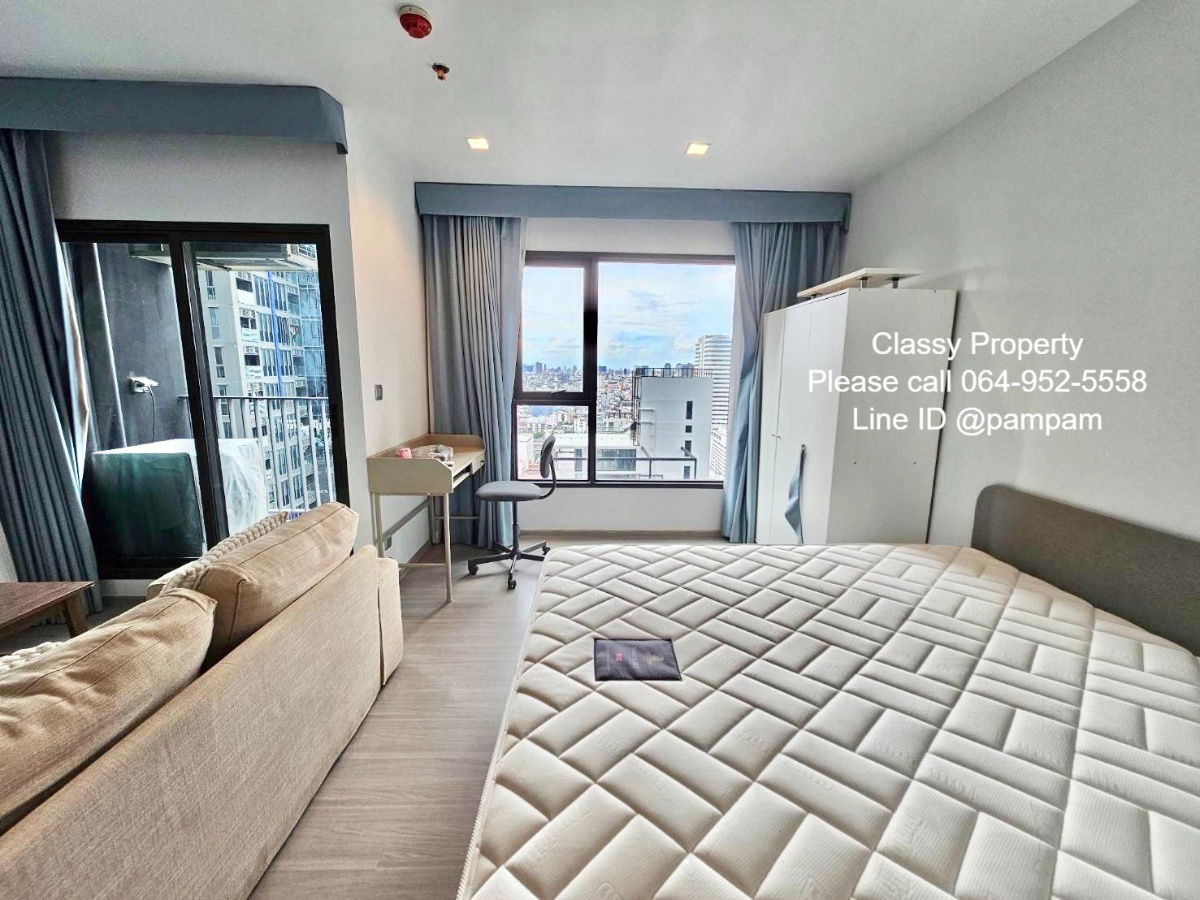 picture *** Condo for rent : Life Asoke-Rama 9  Studio High floor Fully furnished Separate kitchen near MRT Rama9 Special 15,000 Baht only!!! *** - 5/11