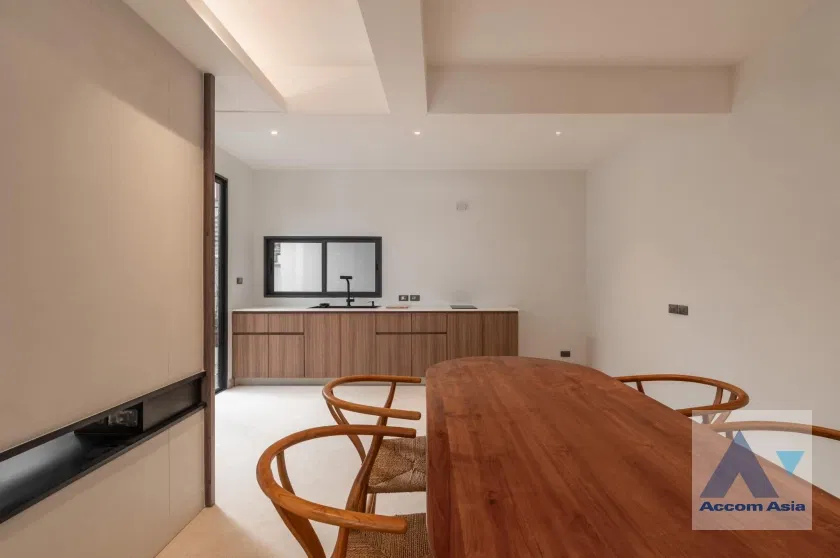 picture 🔼🔽 AccomA 📩  3 BR House in Phaya Thai (AA43042) - 11/20