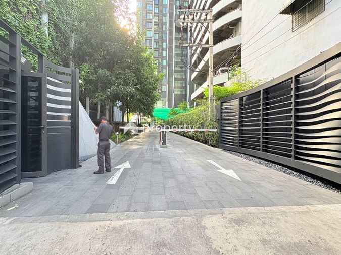 The Edge Sukhumvit 23