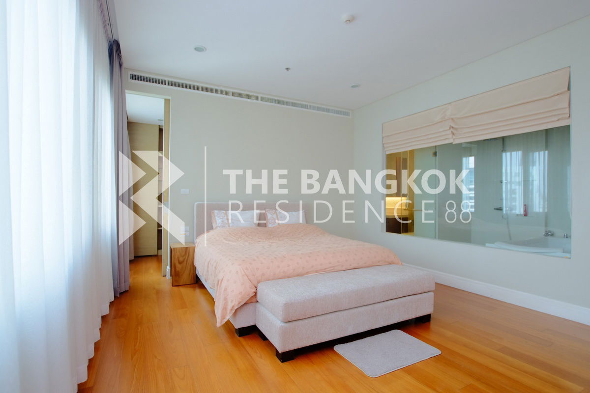 รูป 💎Luxury, convenience💎 Bright 24 near BTS Phrom Phong - รูปที่ 5/34