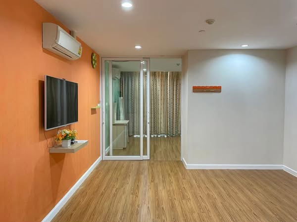 รูป Chamchuri Square Residence【𝐒𝐄𝐋𝐋 & 𝐑𝐄𝐍𝐓】🔥ห้องกว้าง ทำเลดี แต่งได้ตามใจ!  ให้คุณมีพื้นที่ใช้ชีวิตแบบไม่อึดอัด🔥  ติดต่อไลน์ไอดี: @hacondo - รูปที่ 3/9