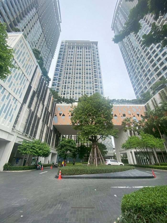 รูป คอนโดหรูใจกลางห้าแยกลาดพร้าว โครงการเดอะเซนต์ เรสซิเดนเซส (The Saint Residences) โครงการติด ม. เซนต์จอนห์ ริมถนนวิภาดีรังสิต ใกล้ห้าแยกลาดพร้าว  - รูปที่ 18/19