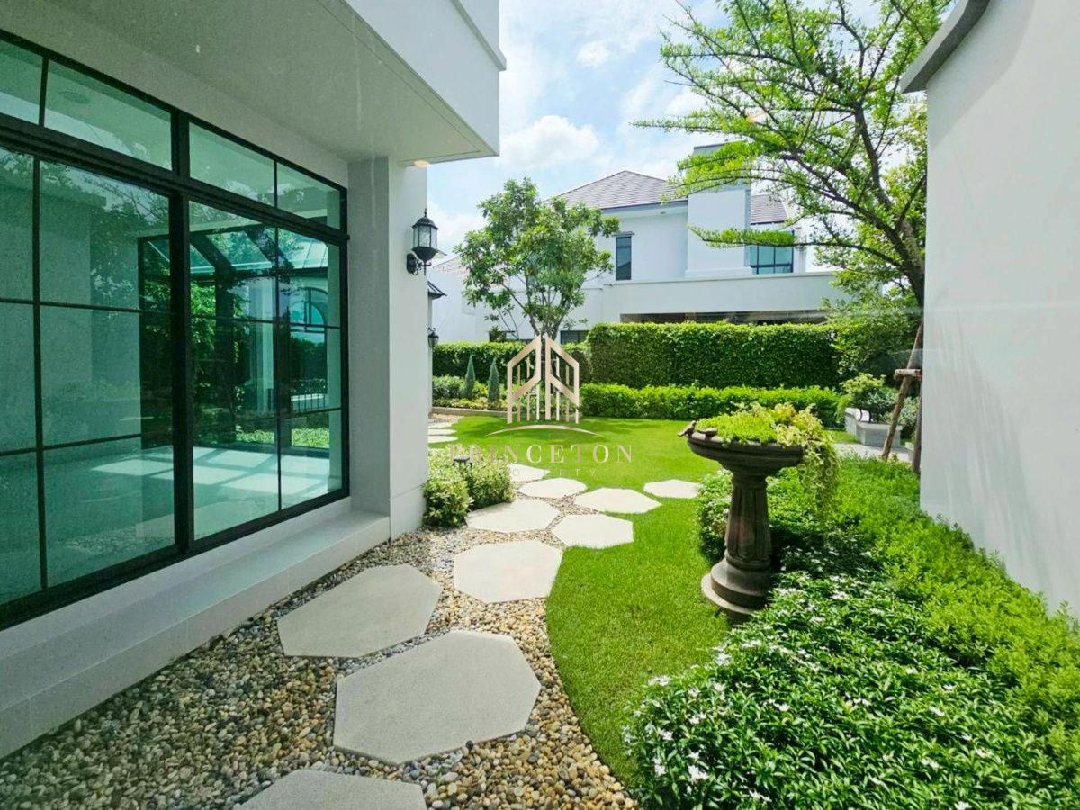 picture Luxury detached residence at Nantawan Bangna KM.15 - 9/15