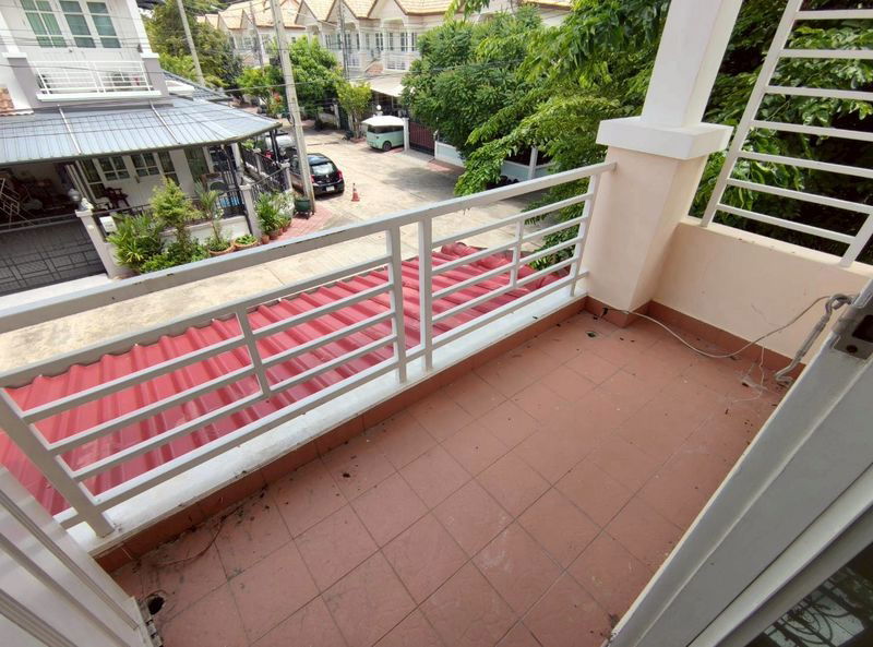 รูป 🏡 ขายด่วน! ทาวน์โฮม “ดรีมเพลส สวนผัก 32” หลังมุม รีโนเวทใหม่ 🚗ทำเลทอง ราชพฤกษ์ – ตลิ่งชัน เข้าออกได้หลายทาง - รูปที่ 13/13