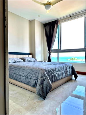 Condos for rent Queen Savang Vadhana Memorial Hospital : Please add me on Line only // 💞 Ladda Condo View, 11th Floor, Sea View