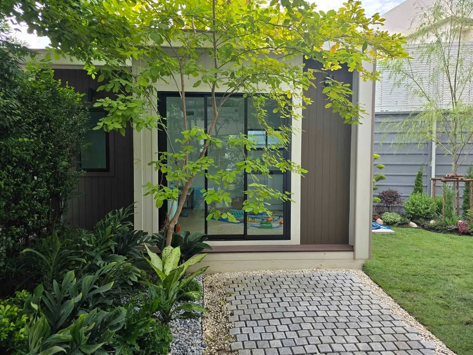 รูป บ้านเดี่ยวเช่า 4ห้องนอน  5ห้องน้ำ พื้นที่ใช้สอย 252 ตรม.โครงการ Centro วิภาวดี ดอนเมือง - รูปที่ 9/10
