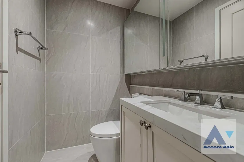 picture 🔼🔽 AccomA 📩 Luxury corner unit with panoramic views at Altitude Symphony (AA35227) - 18/20