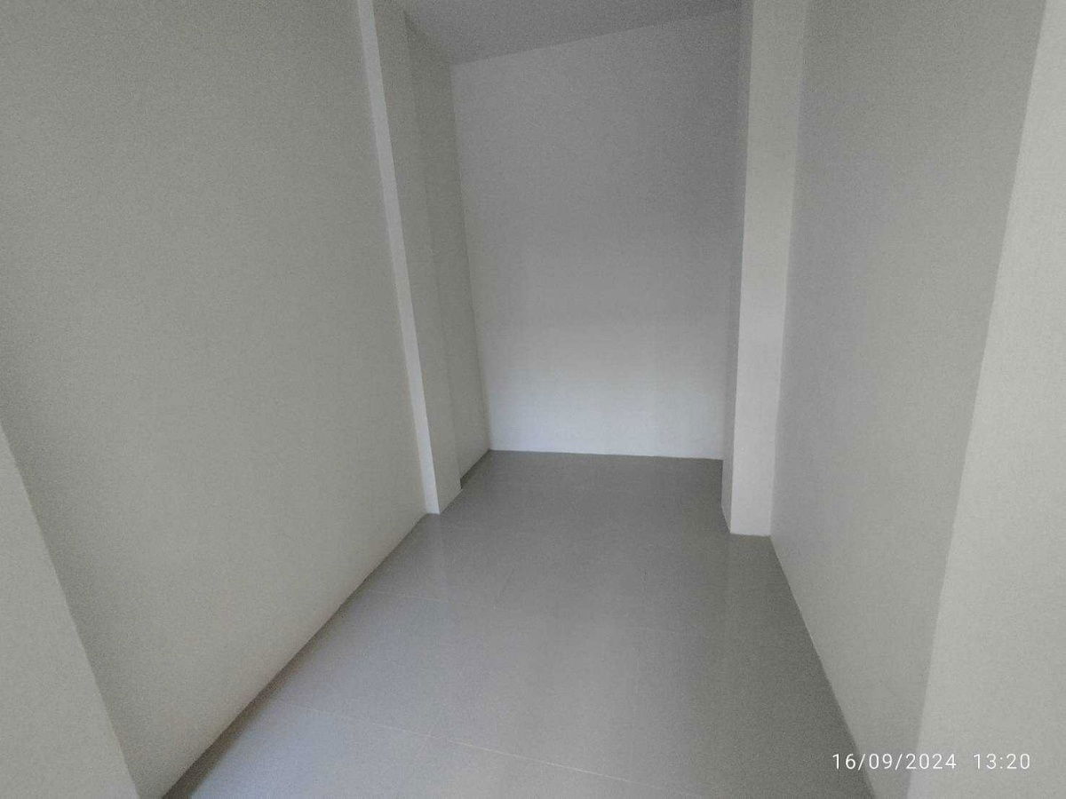 picture 4-Storey Commercial Building, 2 Units in Bang Sue, Bangkok - 2/44