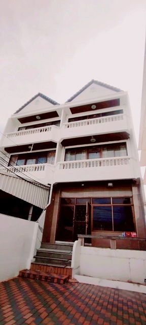 picture Sukhumvit91-95 BTS Bang Chak 1.58km. Puengmee35-42 For rent 3-story commercial building large - 1/8
