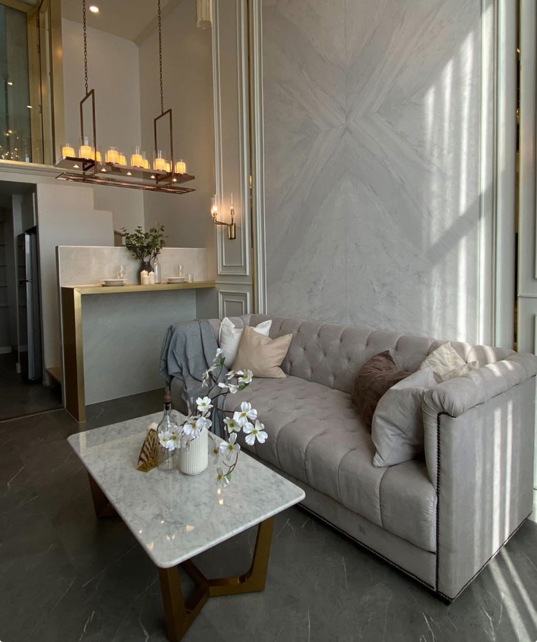picture Knightsbridge Prime                  Sathorn - 10/13