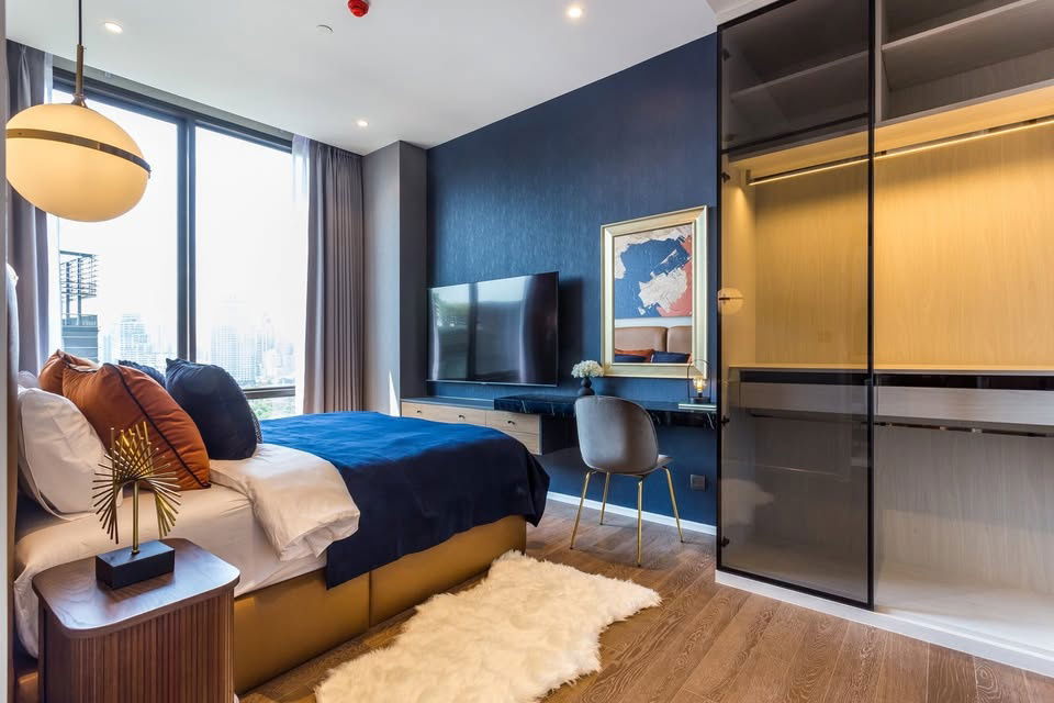 picture Muniq Langsuan【𝐒𝐄𝐋𝐋 & 𝐑𝐄𝐍𝐓】🔥Fully furnished condo with a modern design and warm tones🔥  Contact Line ID: @hacondo - 2/10