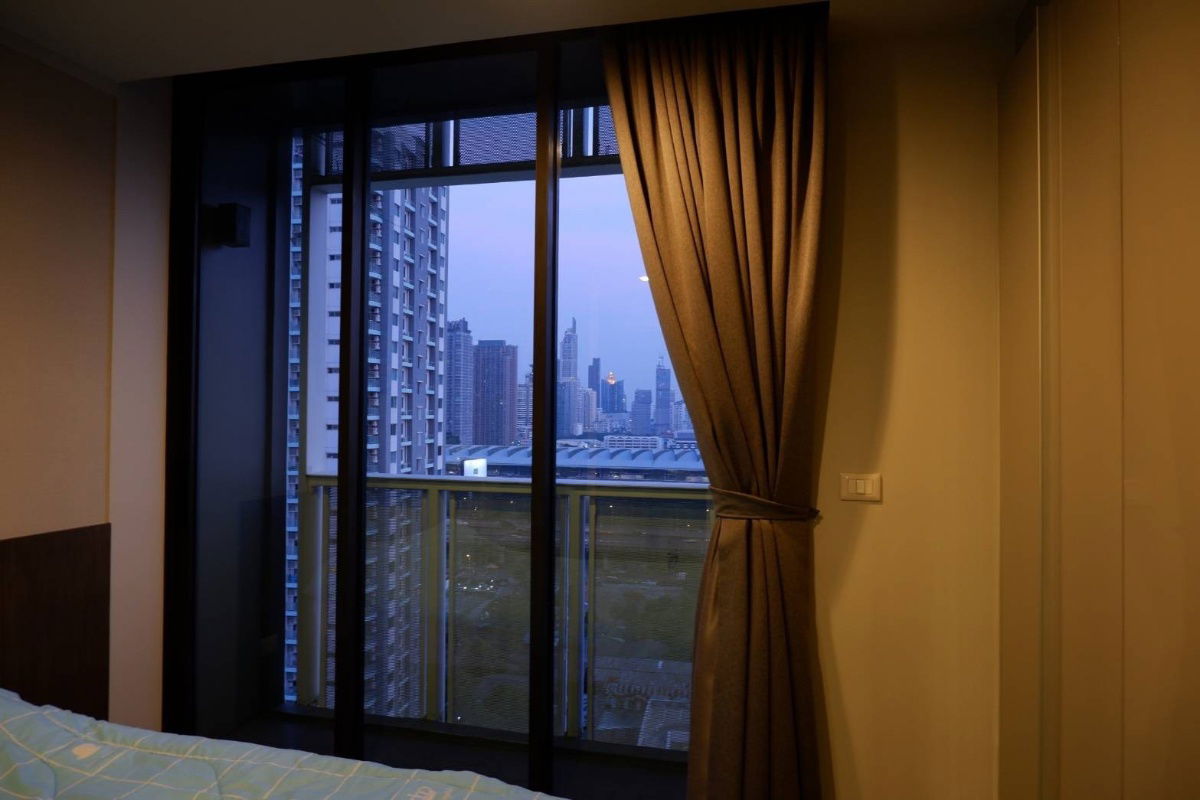 picture For sale: A Space ID Asoke-Ratchada, beautiful, cheap, good location, ready to move in, near MRT Rama 9. Interested? Add me on Line @841qqlnr - 4/20