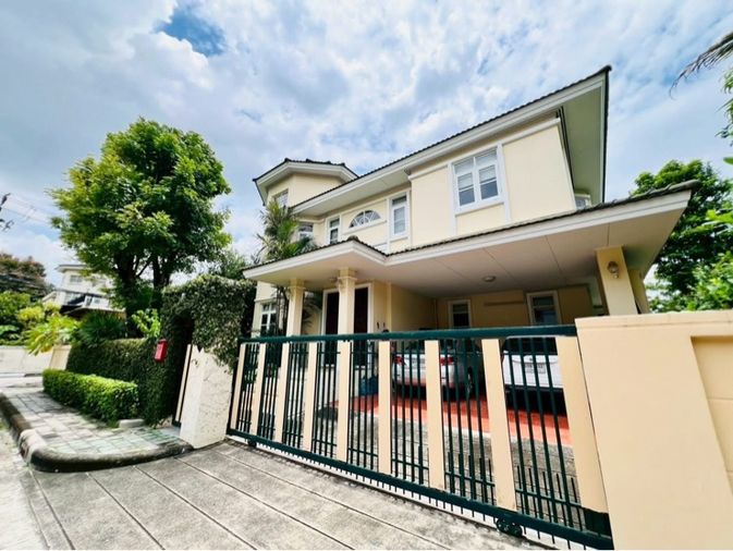 4-bed house for rent, 329 sqm, 131 sq wah, Golden Nakara Onnut 65
