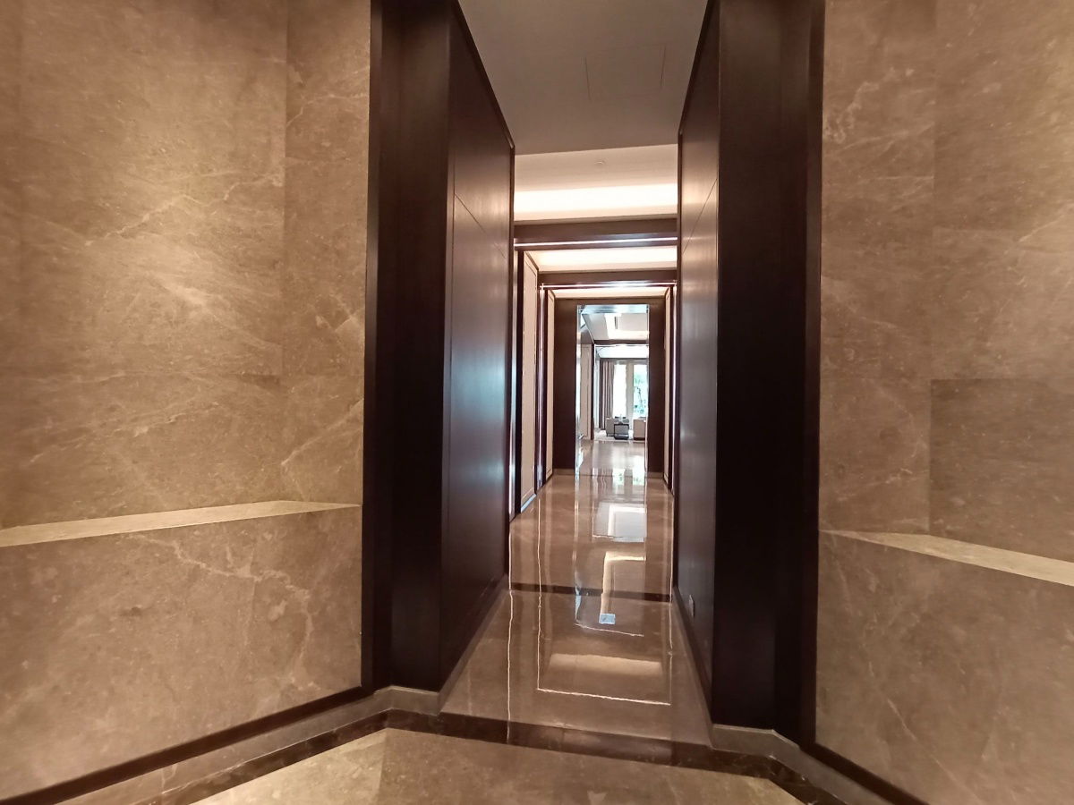 รูป Four Seasons Private Residences ( Luxury Condo next to the Chao Phraya River ) - รูปที่ 70/81