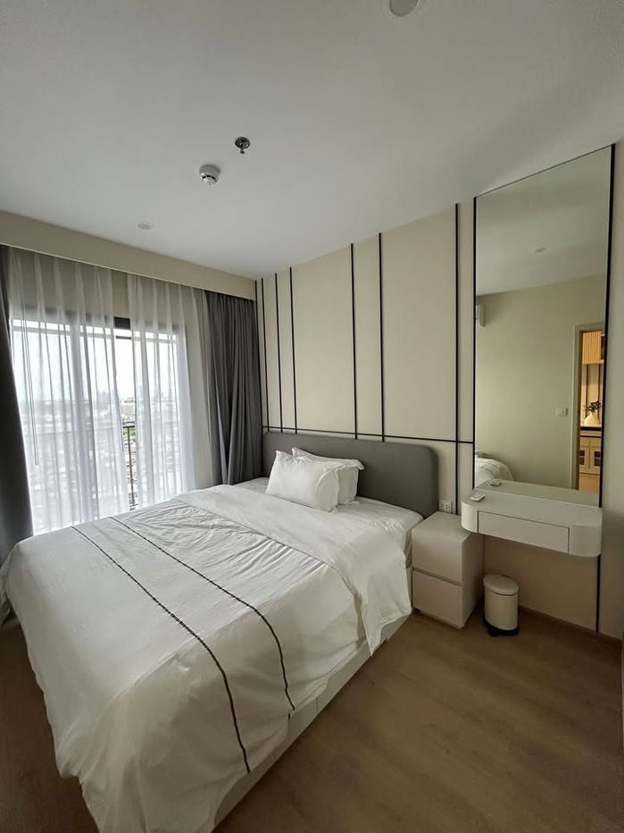 picture Life Rama 4 Asoke 1Bedroom with working Table Enclosed kitchen Beautiful Decoration - 1/12